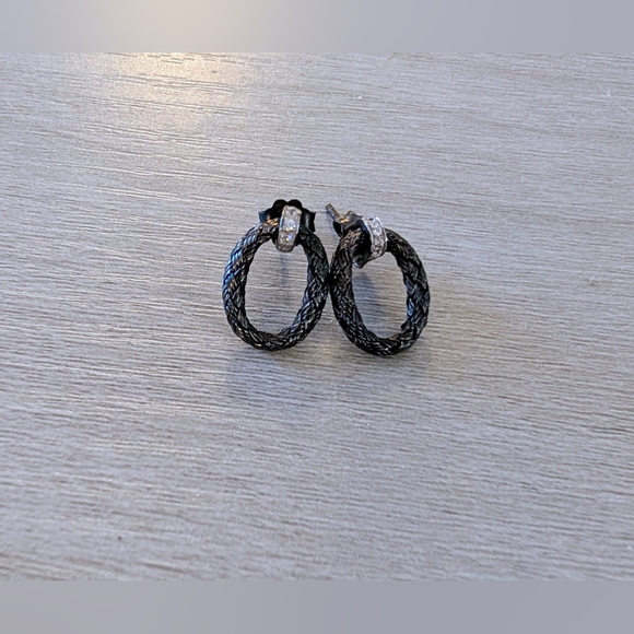 Jewelry - Elegant Black and Silver Hoop Earrings